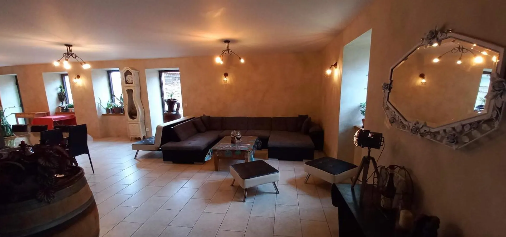 Holiday home Les Gites Du Couvent Nozieres