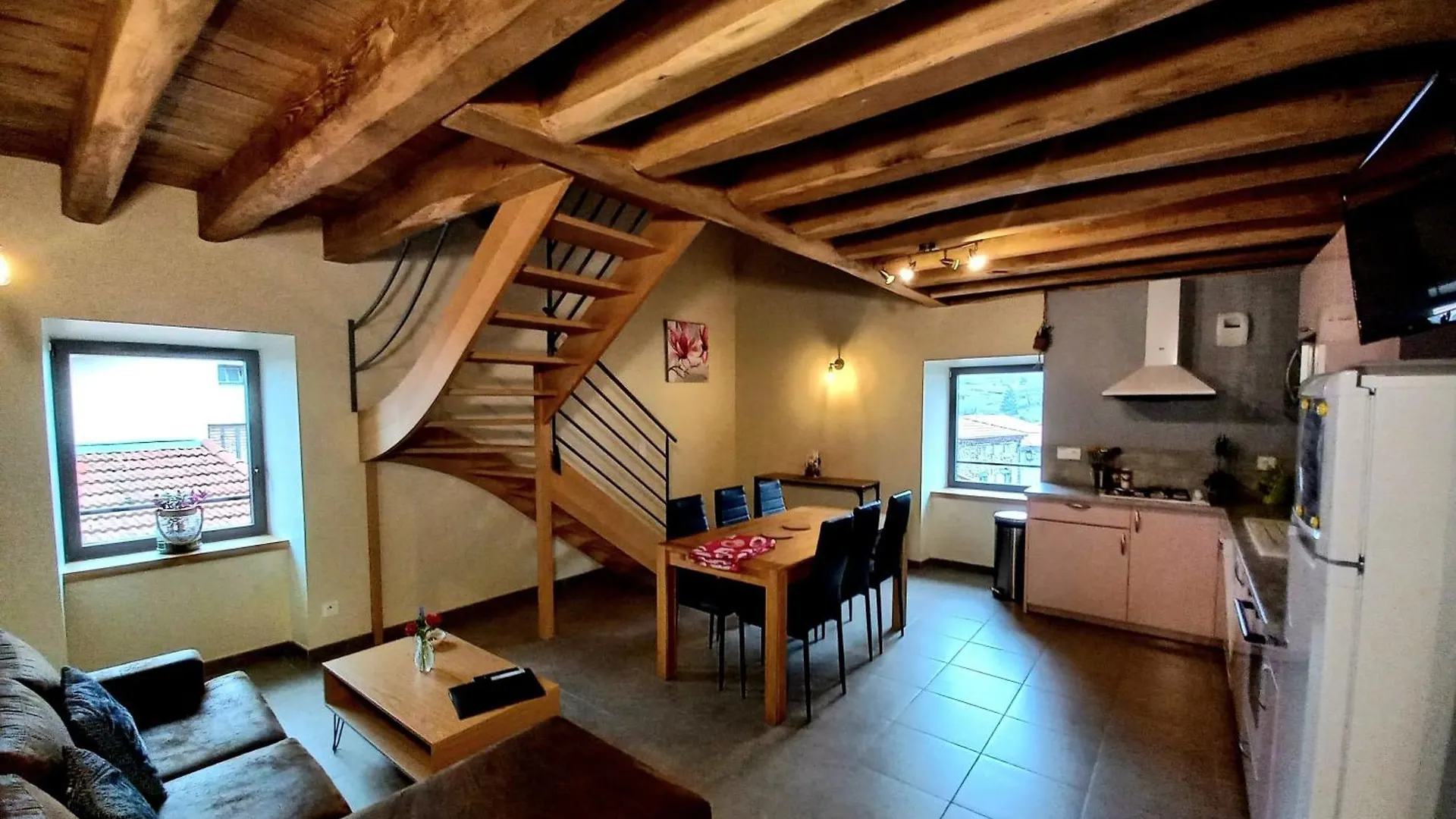 Holiday home Les Gites Du Couvent Nozieres