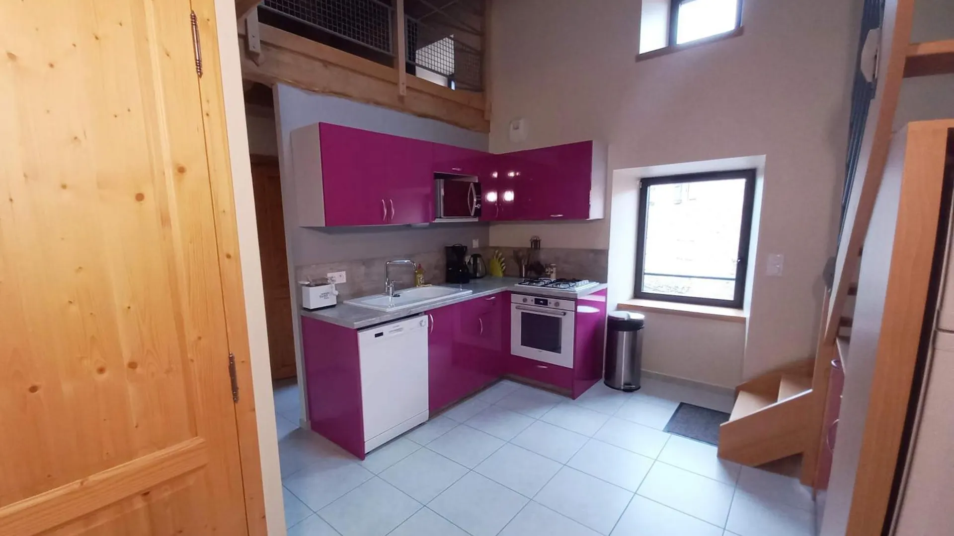 Holiday home Les Gites Du Couvent Nozieres